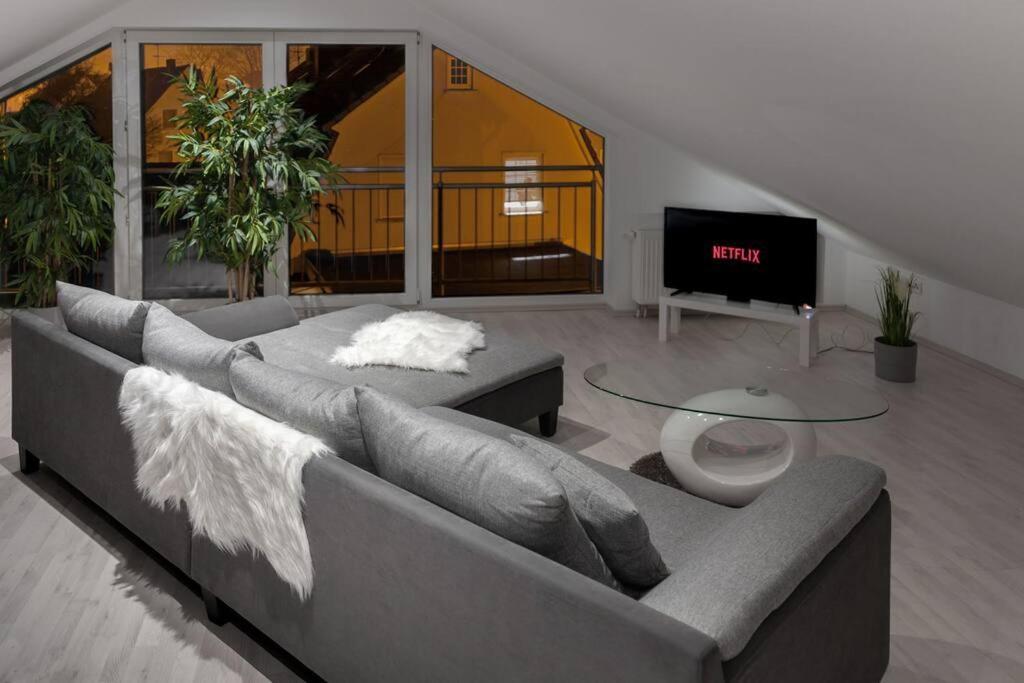 Ausgestattet Netflix Wifi Veltins Arena Apartment Gladbeck